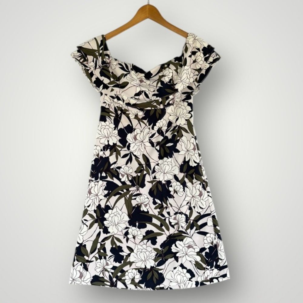 5 for $45 Ann Taylor Dress Floral Women Size 4